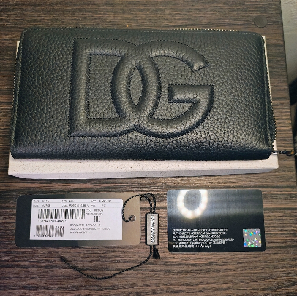 Dolce & Gabbana Long Zippy Wallet